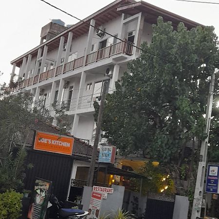 Hotel Remember Hikkaduwa Kültér fotó
